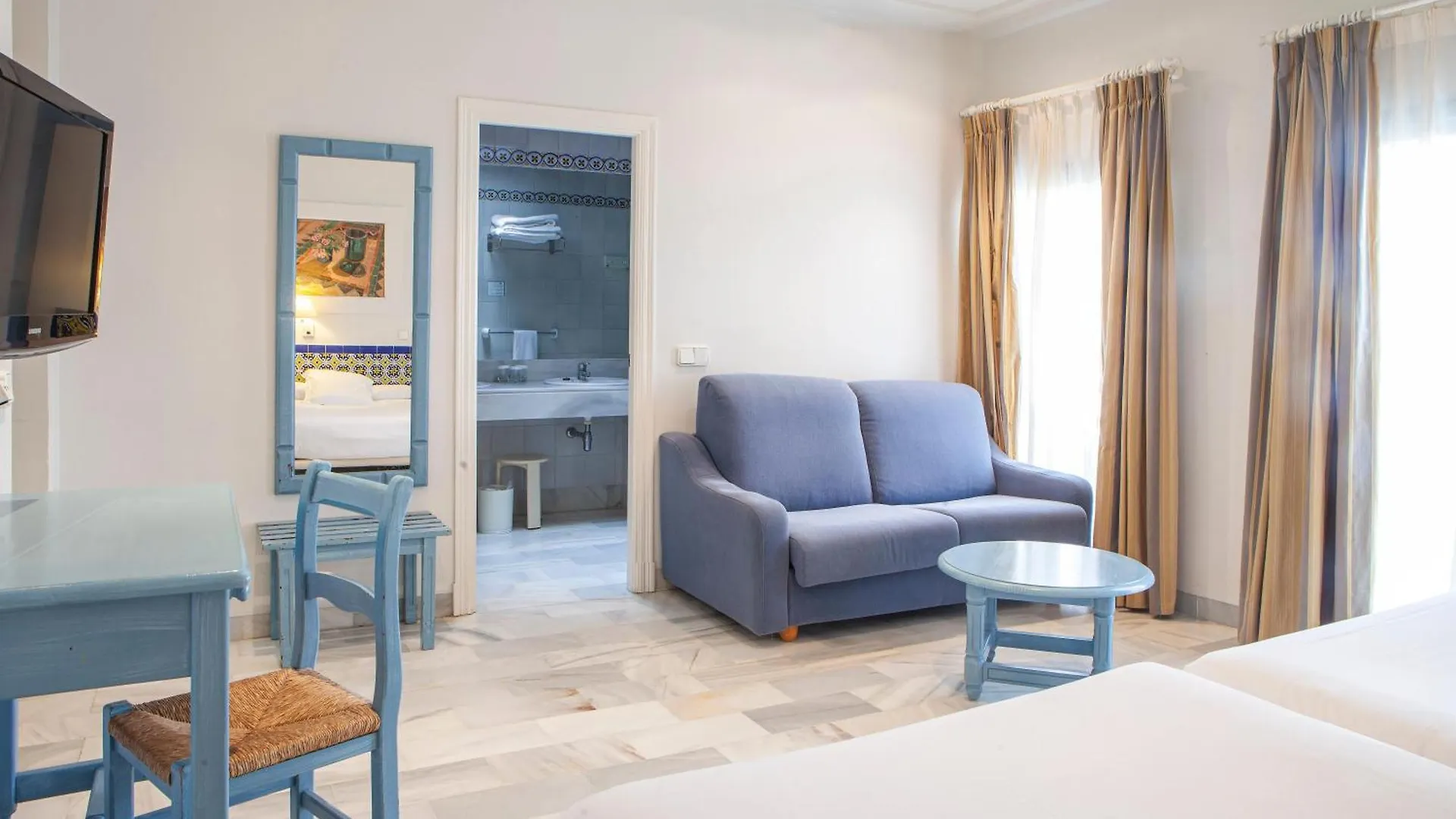 Hotel Playa De La Luz Rota 4*,